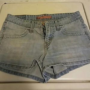 Levis Jean Shorts